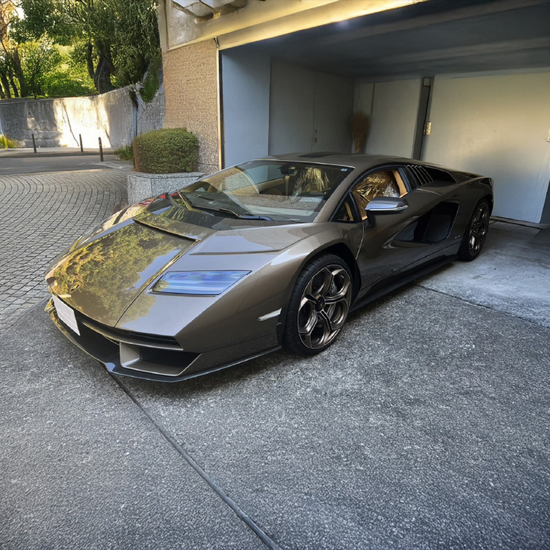 Lamborghini Countach LPI 800-4 2022 350km
