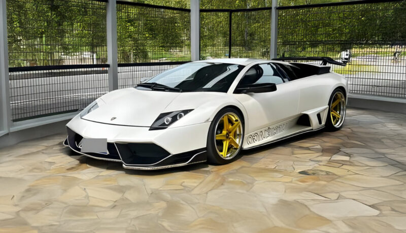 Lamborghini Murciélago 2011