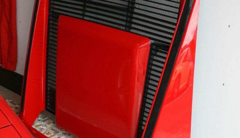 フェラーリ テスタロッサ エンジンフード