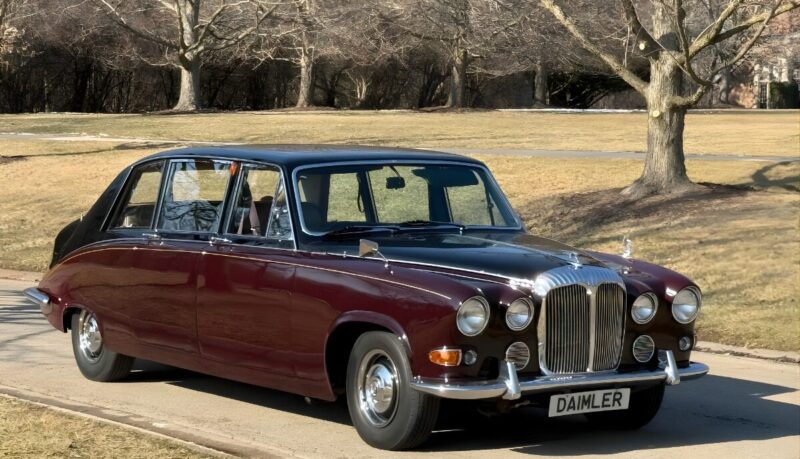 ダイムラー DS420 リムジン 1976