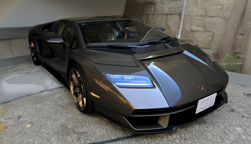 Lamborghini Countach LPI 800-4