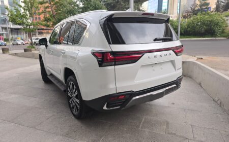 レクサス LX700H ラグジュアリー AWD 2026