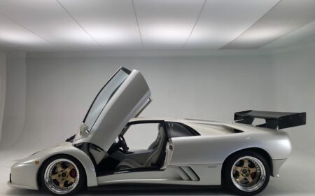 Lamborghini Diablo VT 1993 23,000km