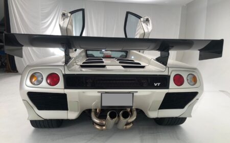 Lamborghini Diablo VT 1993 23,000km