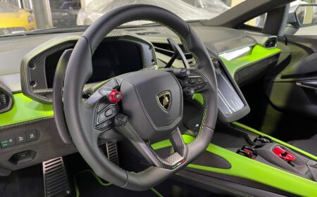Lamborghini Revuelto 2025 140km
