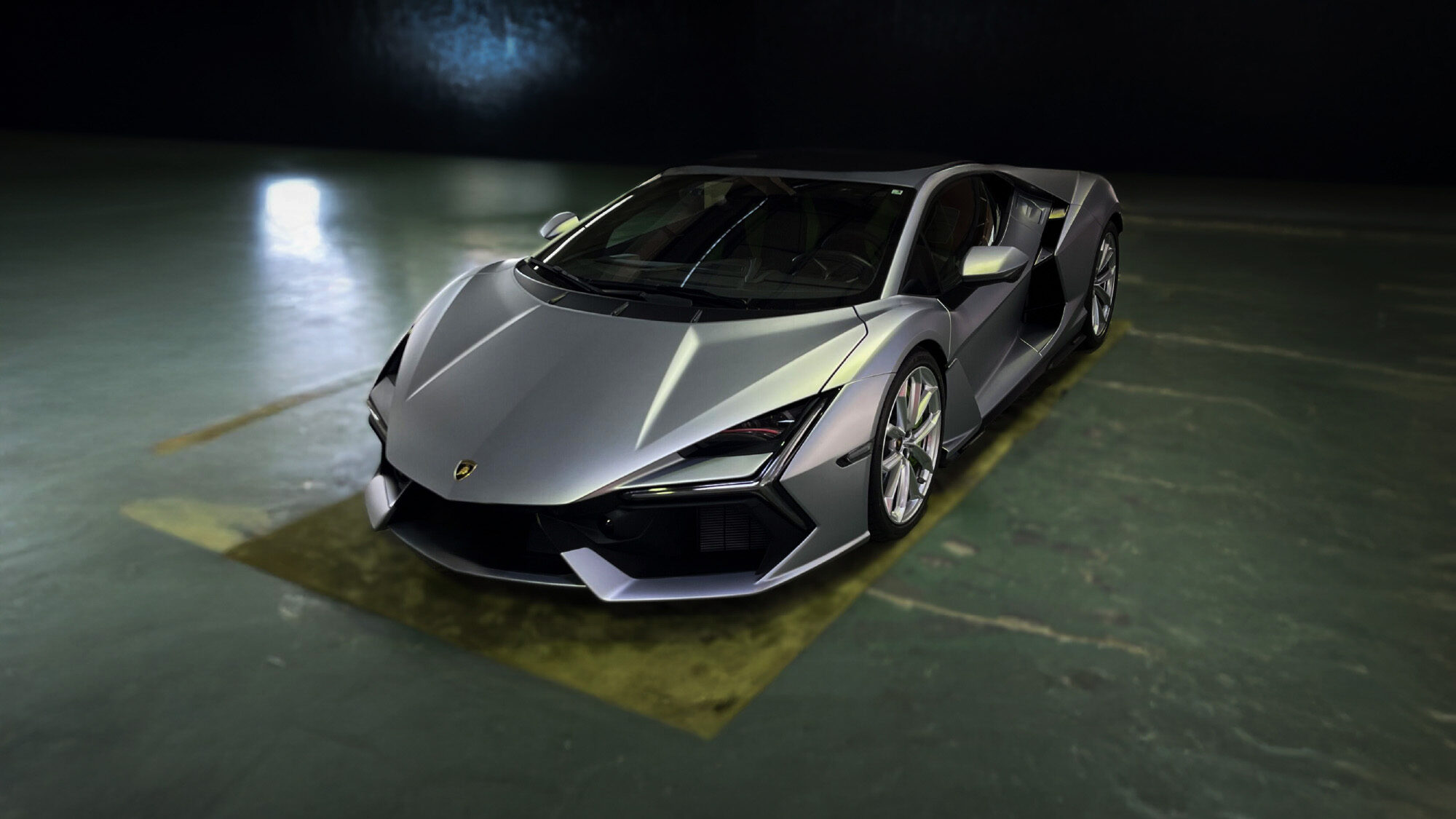 Lamborghini Revuelto 2025 140km