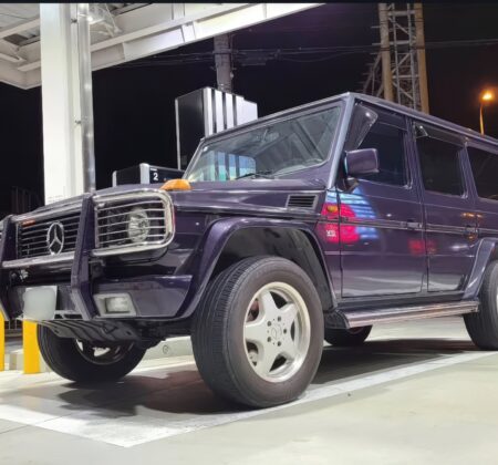 A silhouette that transforms an off-roader into nobility.