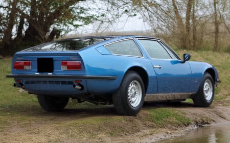 マセラティ インディ･アメリカ 4,900 1971 65,359km