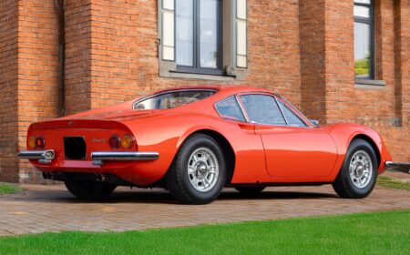 フェラーリ 246 GT ディーノ Lシリーズ 1970 1,673km