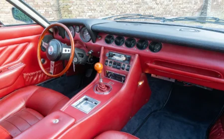 マセラティ インディ･アメリカ 4,900 1971 65,359km