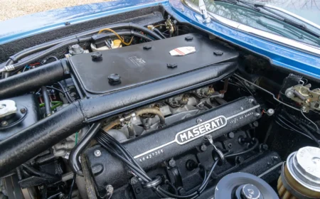 マセラティ インディ･アメリカ 4,900 1971 65,359km