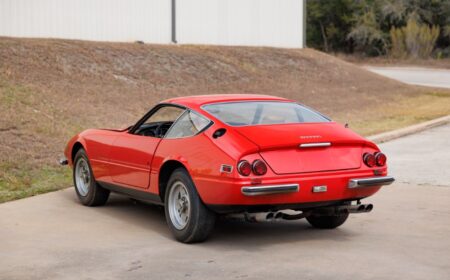 フェラーリ 365 GTB/4 1973 50,000km