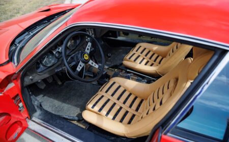 フェラーリ 365 GTB/4 1973 50,000km