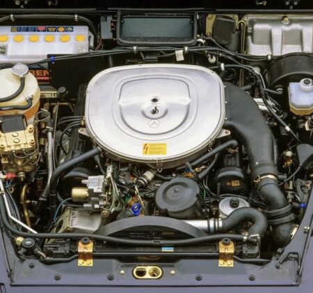 Silent Power Rivaling a V12: The Majesty of the First V8.