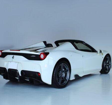 The 9,000 rpm crescendo, experienced without barriers.