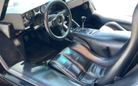 Lamborghini Countach LP5000S 1984 35,000km