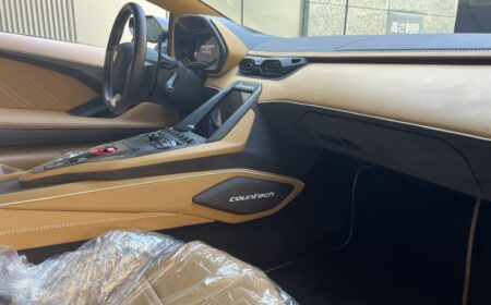Lamborghini Countach LPI 800-4 2022 350km