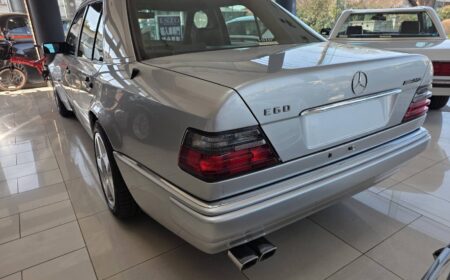 Mercedes-Benz E500 6.0 AMG Limited 1995 140,000km