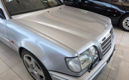 Mercedes-Benz E500 6.0 AMG Limited 1995 140,000km