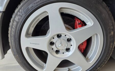 Mercedes-Benz E500 6.0 AMG Limited 1995 140,000km