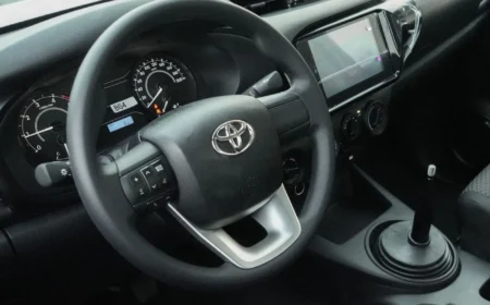 Toyota Hilux Hilux 2.4 Diesel MT 2026