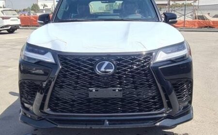 Toyota Land Cruiser LC300 3.3 VXR TT DSL 2025