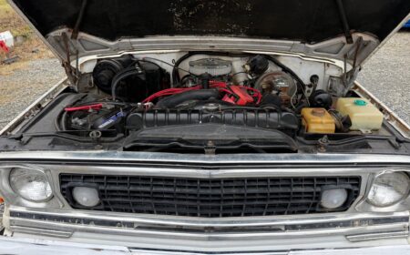 Jeep Wagoneer 401 V8