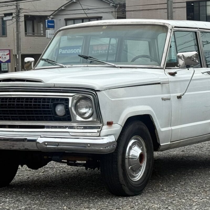 Jeep Wagoneer 401 V8