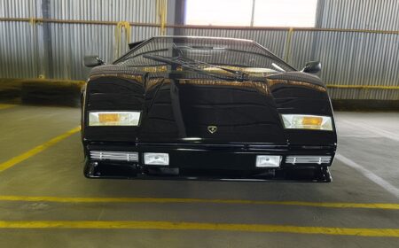 Lamborghini Countach LP5000QV US spec 1988 86,000km