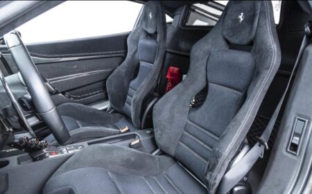 Ferrari Speciale Nero 2014 15,000km