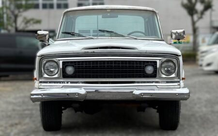 Jeep Wagoneer 401 V8
