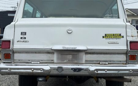 Jeep Wagoneer 401 V8