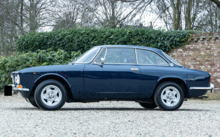 アルファロメオ 1300 GT ジュニア ベルトーネ 1971 32,931km