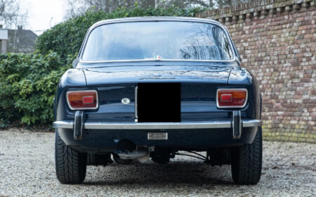 アルファロメオ 1300 GT ジュニア ベルトーネ 1971 32,931km