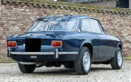 アルファロメオ 1300 GT ジュニア ベルトーネ 1971 32,931km
