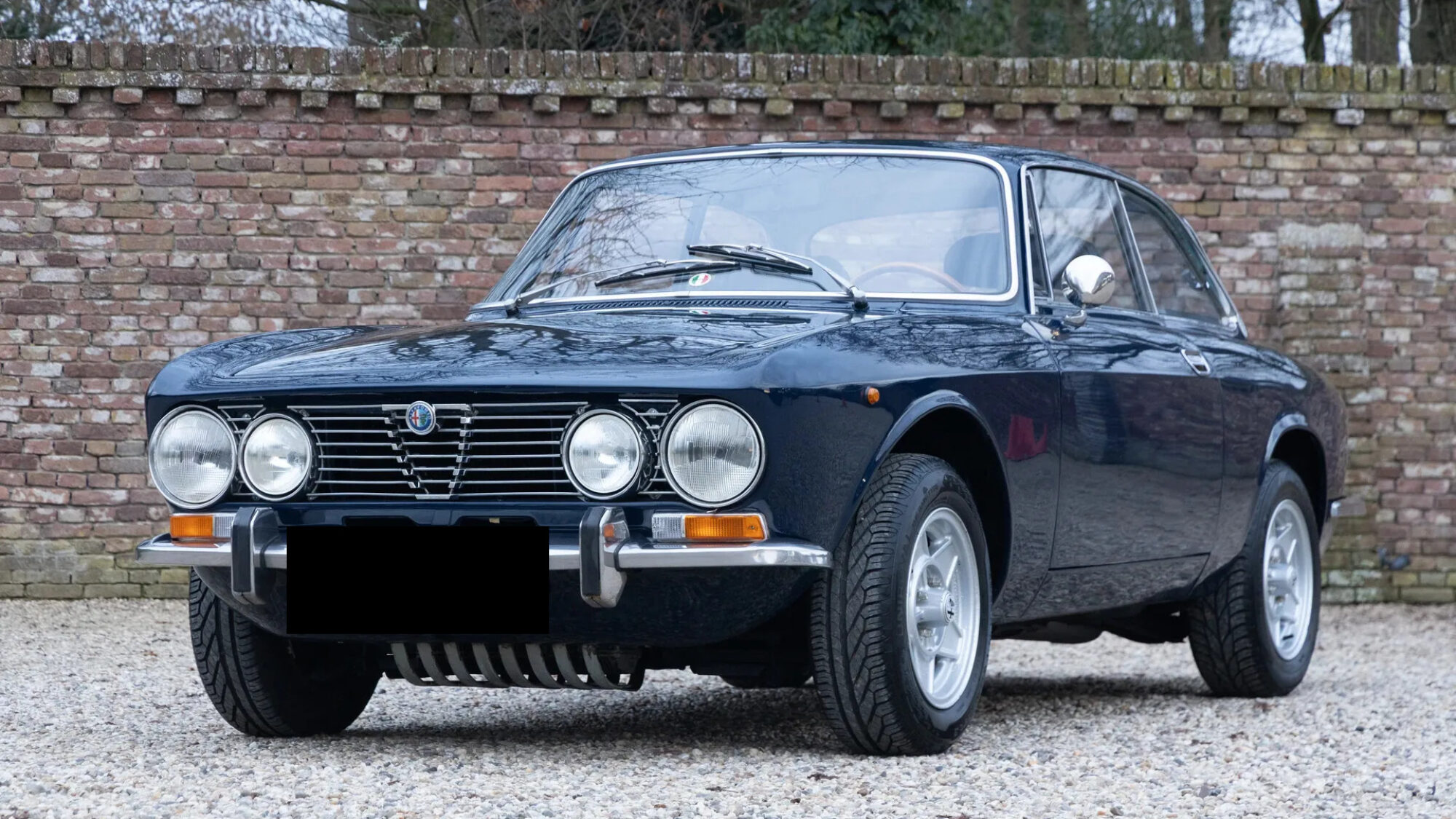 アルファロメオ 1300 GT ジュニア ベルトーネ 1971 32,931km