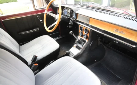 アルファロメオ ジュリア 1300 ヌオーヴァ スーパー 1975 11,933km