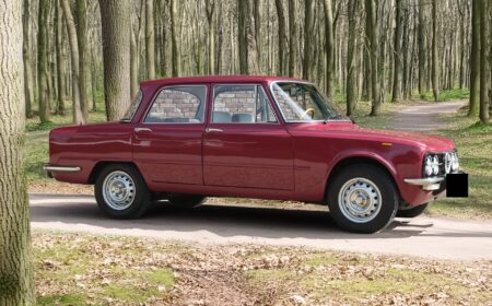アルファロメオ ジュリア 1300 ヌオーヴァ スーパー 1975 11,933km