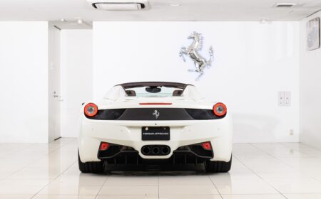 Ferrari 458 Spider 2012 9,500km
