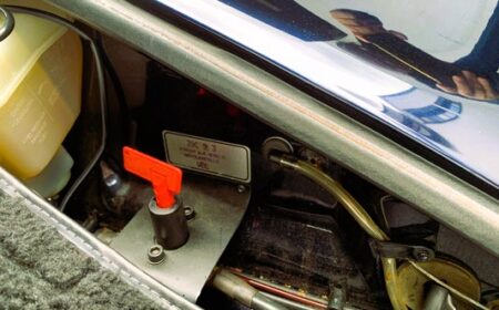 ポルシェ 964 カレラ 4 1993 205,000km