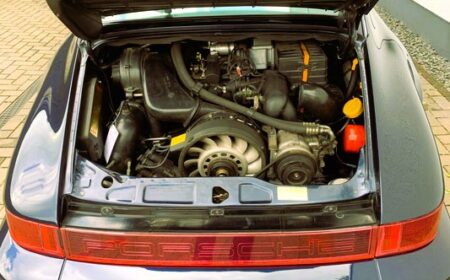ポルシェ 964 カレラ 4 1993 205,000km