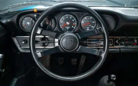 ポルシェ 911 カレラ RS ライトウェイト 1973