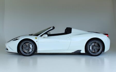 Ferrari 458 Speciale Aperta 2015 3,000km