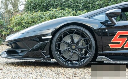 ランボルギーニ アヴェンタドール SVJ ロードスター 2020 468km
