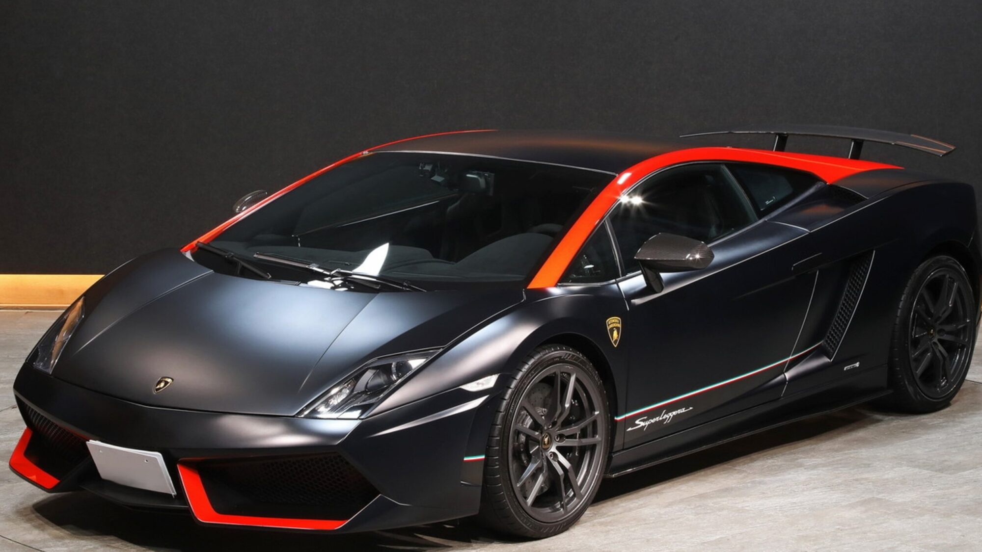 Lamborghini Gallardo LP570-4 Superleggera 2013 25,000km