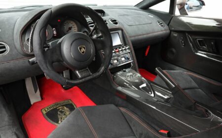 Lamborghini Gallardo LP570-4 Superleggera 2013 25,000km