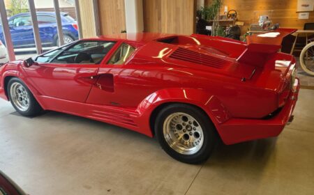 Lamborghini Countach 25th Anniversary 1989 43,300km