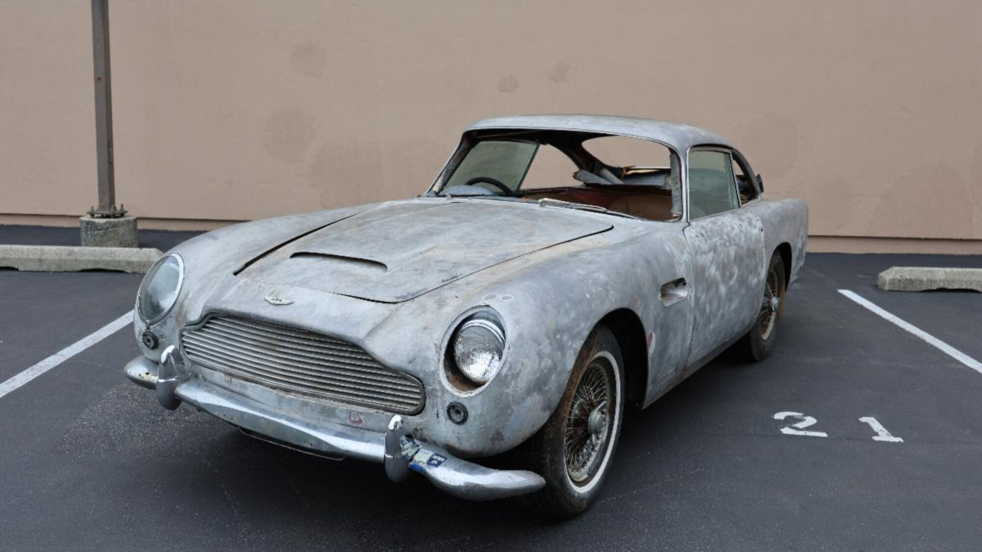 アストン・マーティン DB5 1965