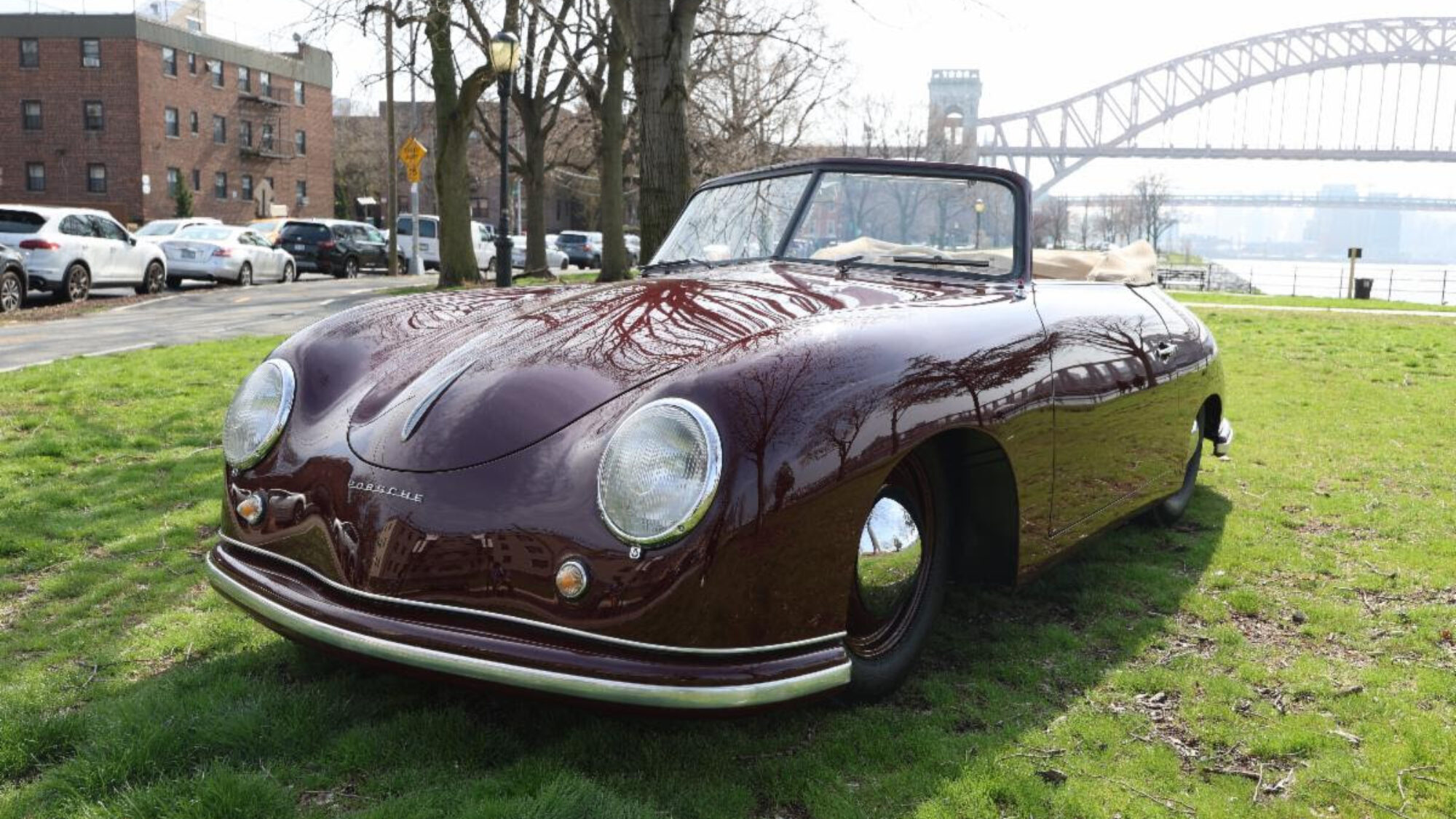ポルシェ 356 Pre-A スプリット・ウィンドウ カブリオレ 1951