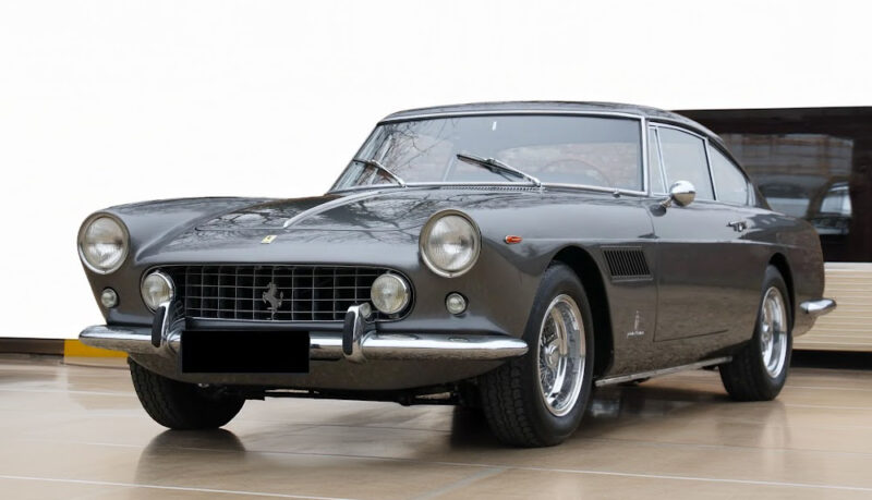 フェラーリ 250 GTE シリーズ1 by ピニンファリーナ 1962 54,992km